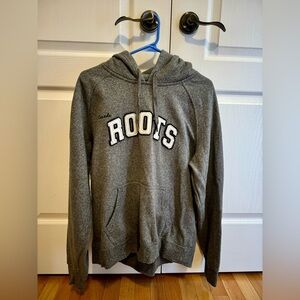 Women’s Roots dark grey hoodie size XL